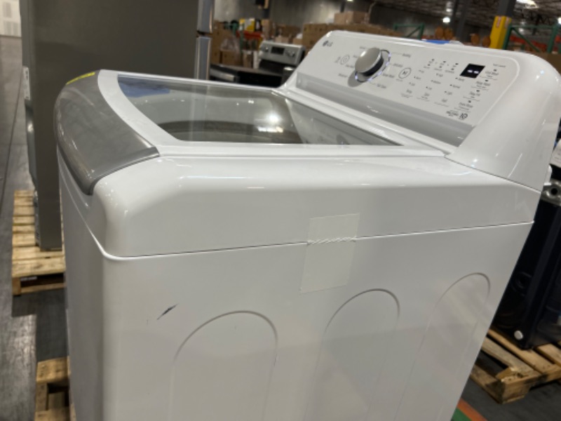 Photo 8 of LG 4.8-cu ft High Efficiency Agitator Top-Load Washer (White) ENERGY STAR