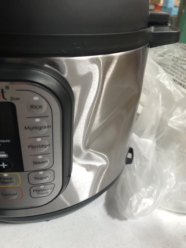 Photo 5 of damaged Instant Pot Duo 7-in-1 Electric Pressure Cooker, 6qt