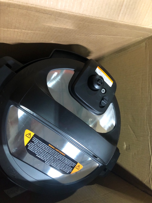 Photo 3 of ***DAMAGED - SEE PICTURES - HAS A STRONG SMELL***
Instant Pot Duo 7-in-1 Electric Pressure Cooker, 8qt