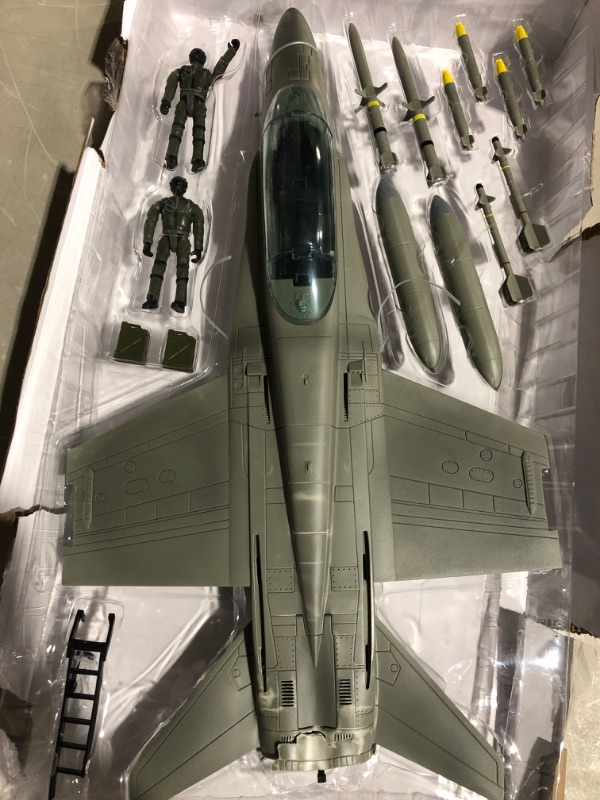 Photo 2 of Click N’ Play Military Air Force F/A 18 Super Hornet Fighter Jet, 16 Piece Play Set