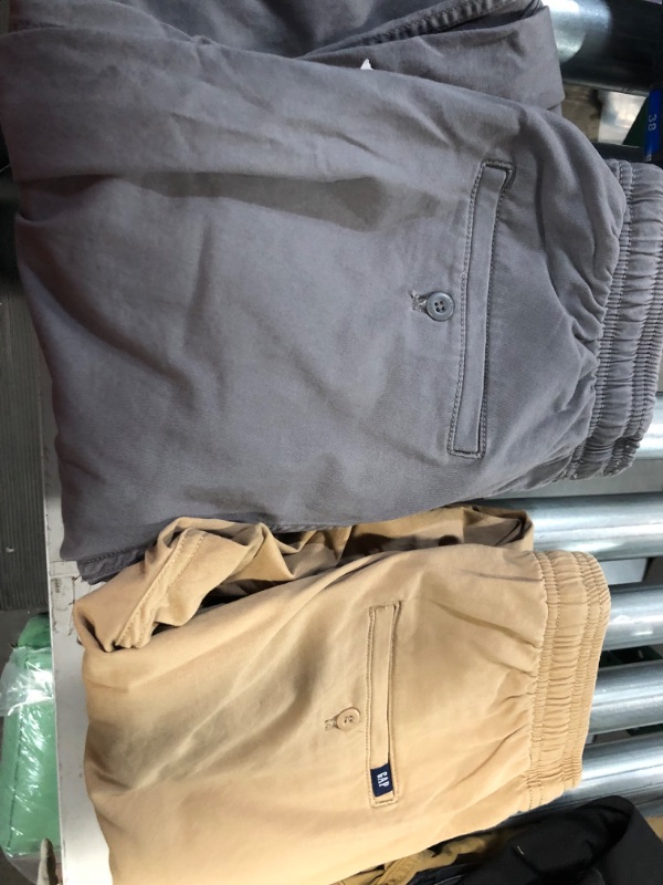 Photo 2 of 2 PACK - GAP Boys' Everyday Jogger - M (tan & shadow grey)
