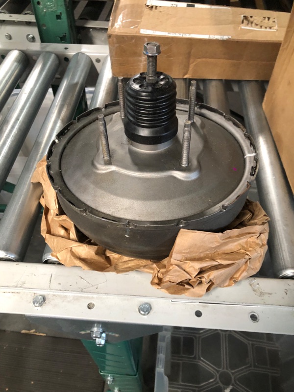 Photo 1 of Cardone 53-2766 Remanufactured Vacuum Power Brake Booster without Master Cylinder (Renewed)