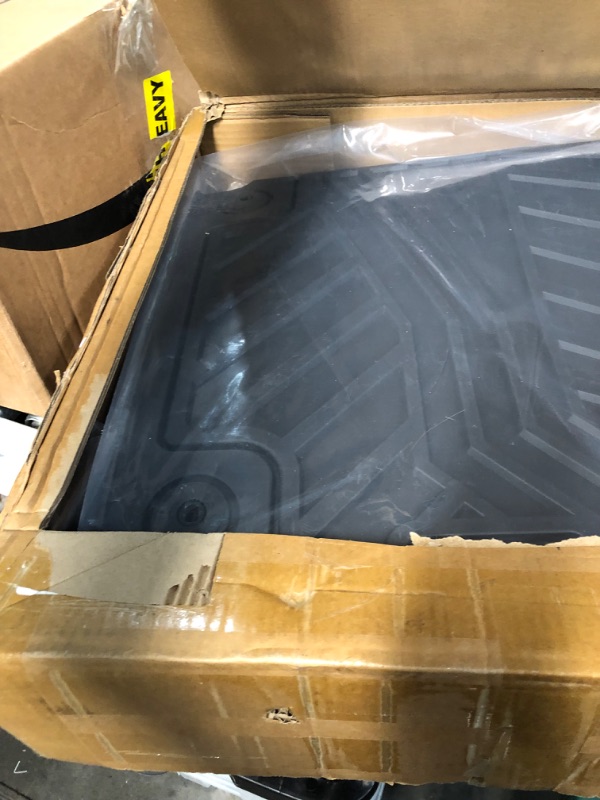 Photo 3 of SHINJEW Floor Mats Compatible with 2022-2024 Hyundai