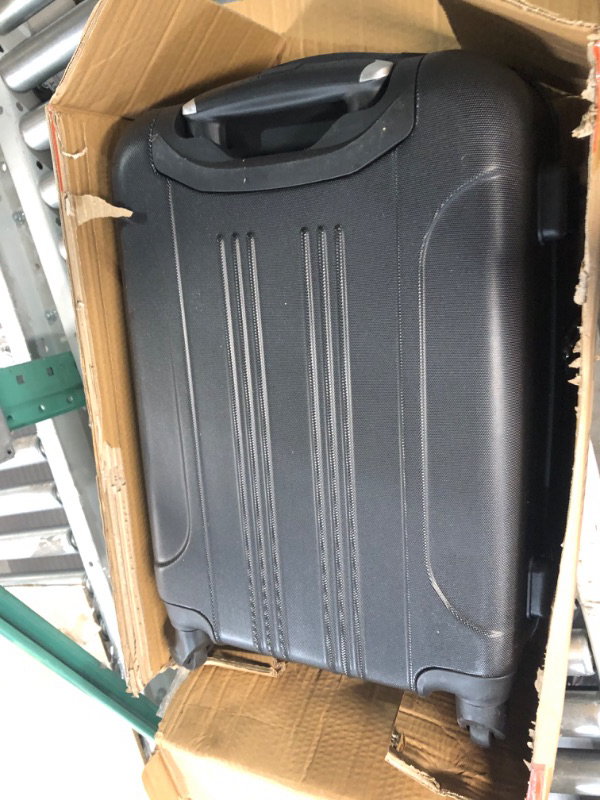 Photo 2 of * used item * good condition *
Travelers Club Chicago Expandable Luggage, Thyme Green, 20" Carry-On 20" Carry