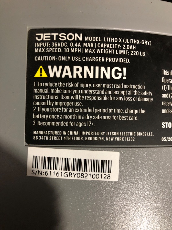 Photo 4 of * wont hold charge * sold for parts/repair *
Jetson All Terrain Light Up Self Balancing Hoverboard with Anti-Slip Grip Pads