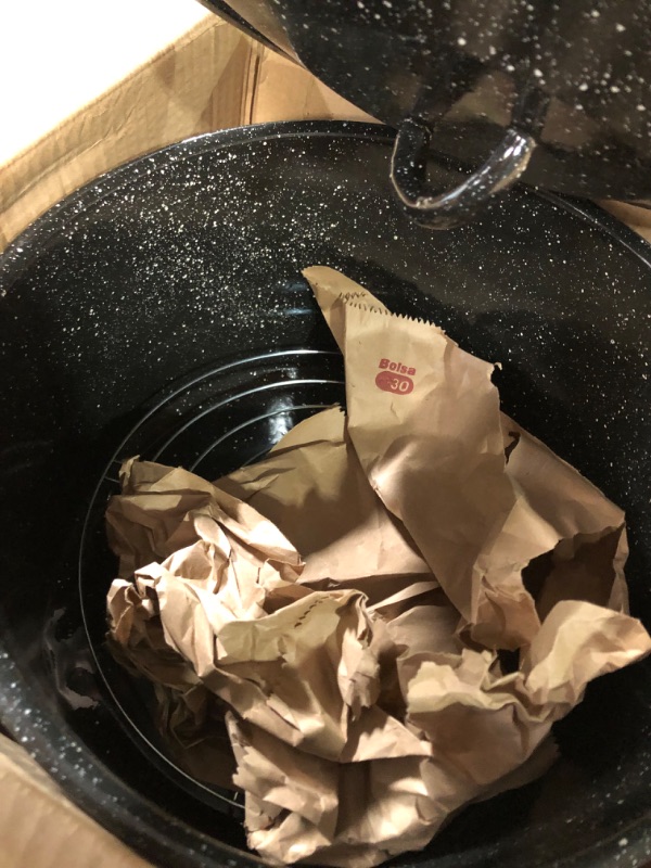 Photo 1 of ***MAJOR DAMAGE - HAS A HOLE - UNUSABLE - SEE PICTURES***
Mirro 21Qt Traditional Vintage Style Black Speckled Enamel on Steel Stock Pot with Lid