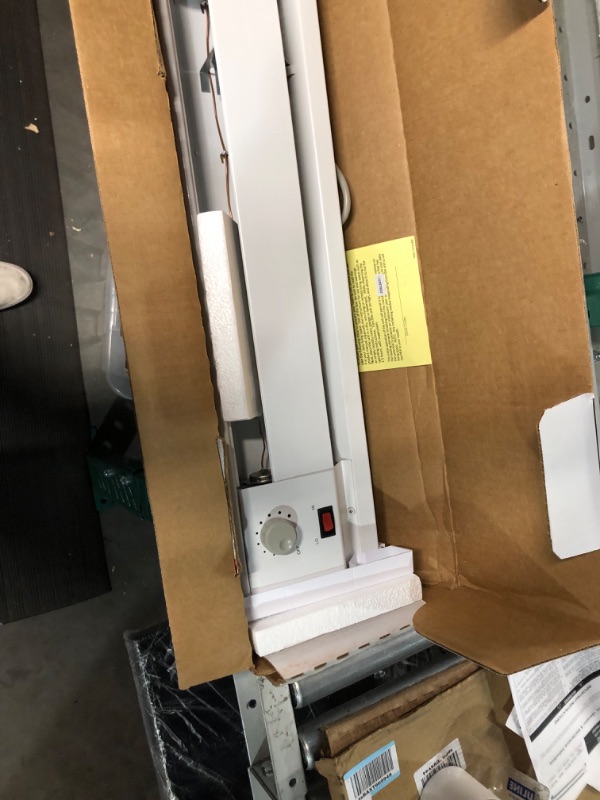 Photo 3 of **PARTS** Fahrenheat FBE15002 Portable Electric Baseboard Heater,1500 Watt, 120 Volt, 46" Wide, White **NOT TESTED**