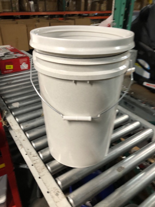 Photo 4 of **see notes**
Gamma Plastics Inc. Gamma2 Vittles Vault 25 lb Airtight Bucket Container for Food Storage