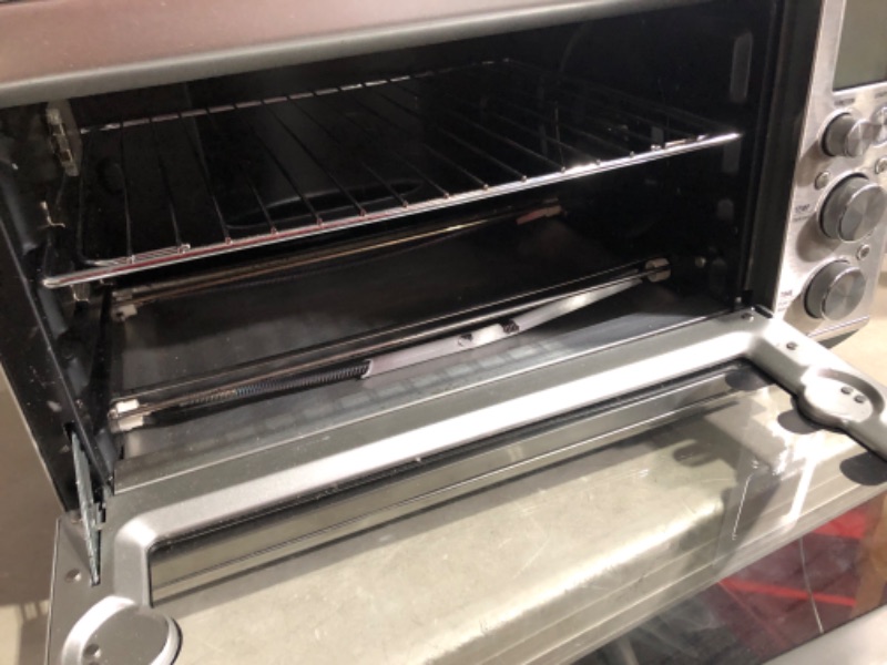 Photo 3 of **FOR PARTS**
Breville Smart Oven Air Fryer Toaster Oven, Brushed Stainless Steel, BOV860BSS