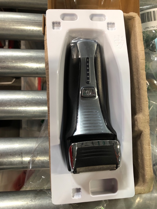 Photo 2 of USED - Remington F5 Rechargeable Foil Shaver