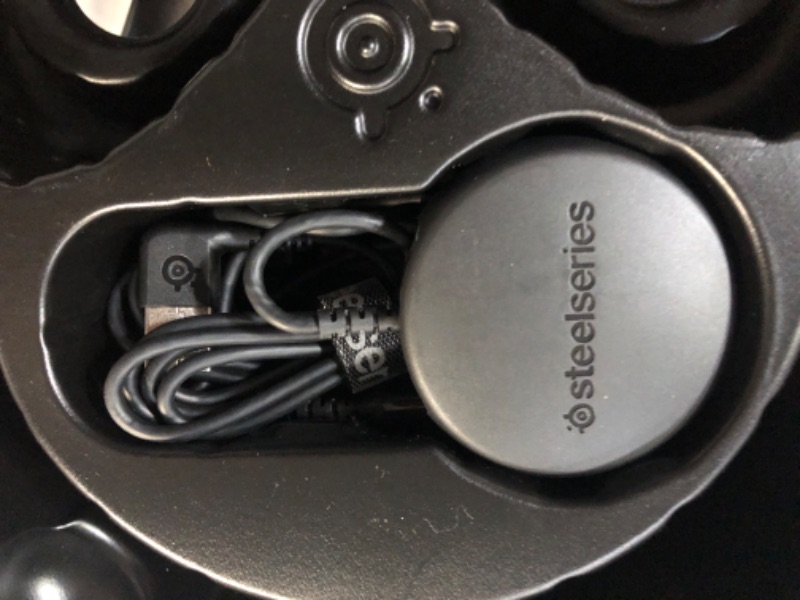 Photo 1 of Arctis 9 Wireless Gaming Headset for PC, PS5, and PS4