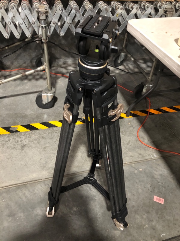 Photo 2 of * see images for damage *
SmallRig AD-100 FreeBlazer Heavy-Duty Carbon Fiber Tripod System, 78" Video Tripod with One-Step Locking System,
