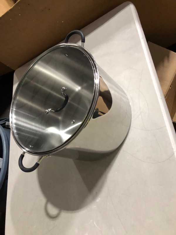 Photo 2 of **LOOKS NEW** Cook N Home 00335 Stainless Steel Saucepot with Lid 20-Quart Stockpot 12.6"D x 17.3"W x 9.6"H