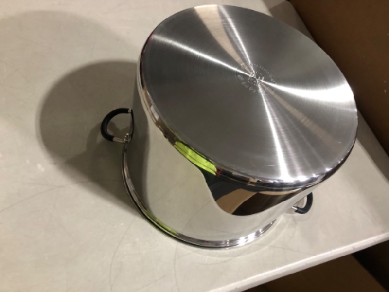 Photo 3 of **LOOKS NEW** Cook N Home 00335 Stainless Steel Saucepot with Lid 20-Quart Stockpot 12.6"D x 17.3"W x 9.6"H