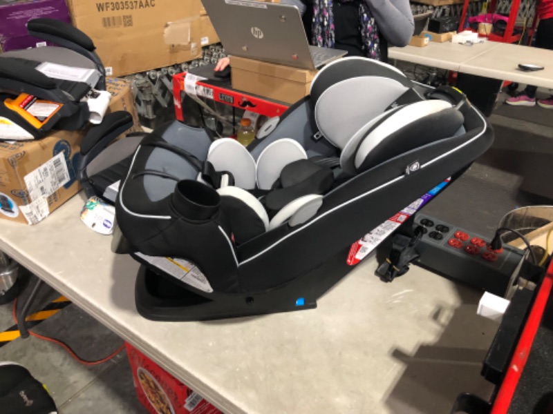 Photo 5 of ***ONE OF THE CUP HOLDERS IS MISSING - NO PACKAGING***
Safety 1st Grow and Go All-in-One Convertible Car Seat, Rear-facing 5-40 pounds