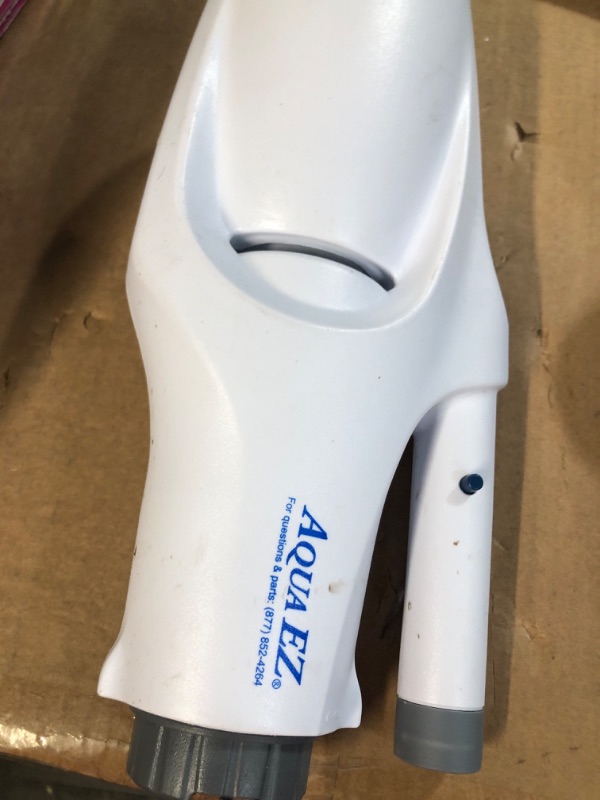 Photo 6 of ***USED - SEE NOTES***
Aqua EZ 6.5-in Handheld Pool Vacuum | RPV5