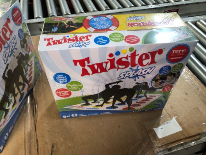 Photo 3 of (USED) Hasbro Twister Splash & Operation Splash Games Family Bundle