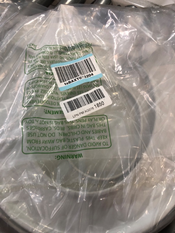 Photo 1 of (USED AND DAMAGED) Little2Big 81SLOW 000 Toilet Seat with Built-In Potty Training Seat, Slow-Close, and will Never Loosen, ROUND, White 1 Pack Round