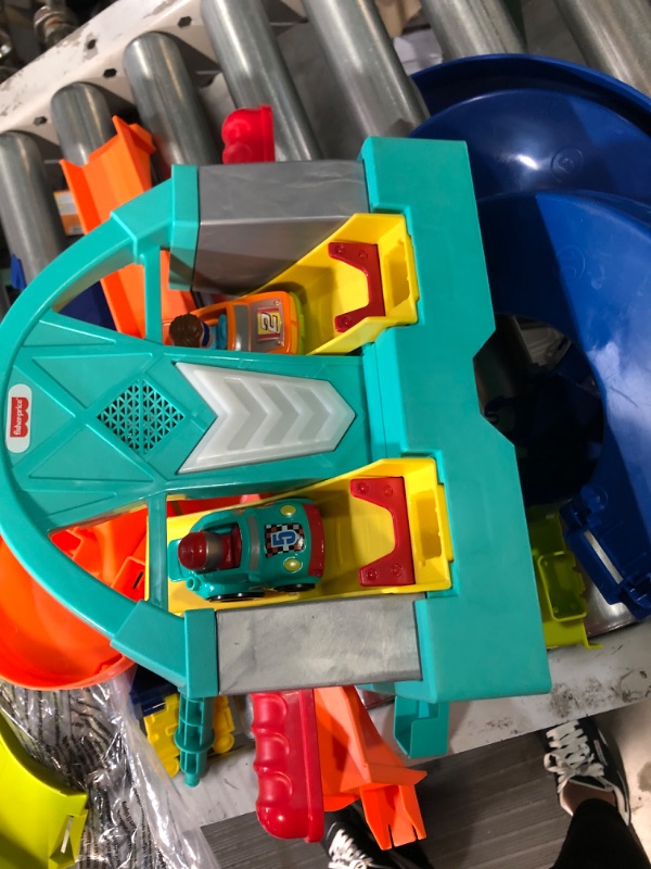 Photo 3 of *USED*
Fisher-Price Little People Toddler Race Track Playset with Lights Sounds and Hot Wheels Racing Loop, 2 Wheelies Cars, Launch & Loop Raceway?