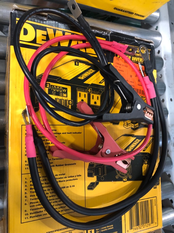 Photo 2 of DEWALT DXAEPI1000 Power Inverter 1000W Car Converter