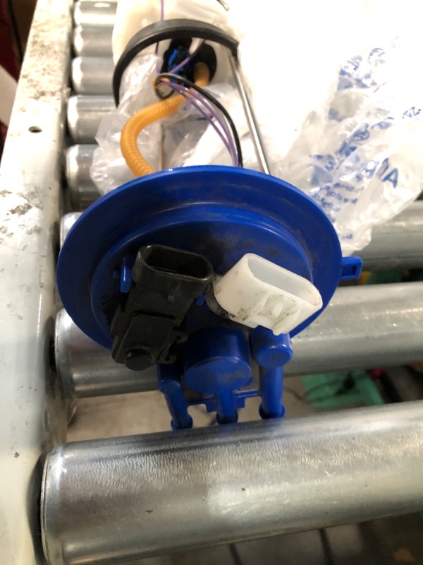 Photo 3 of Delphi FG0407 Fuel Pump Module