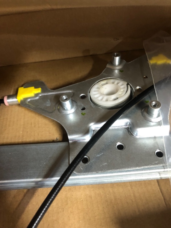 Photo 1 of A-Premium Power Electric Window Regulator with Motor Compatible with Dodge Grand Caravan 2008-2020 Chrysler 