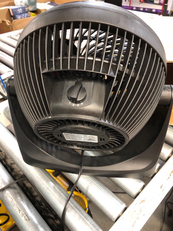 Photo 1 of **PARTS ONLY/Amazon Basics 3 Speed Small Room Air Circulator Fan, 11-Inch