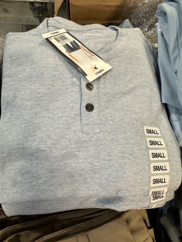 Photo 1 of ***BUNDLE PACK*** lucky brand SMALL TEES