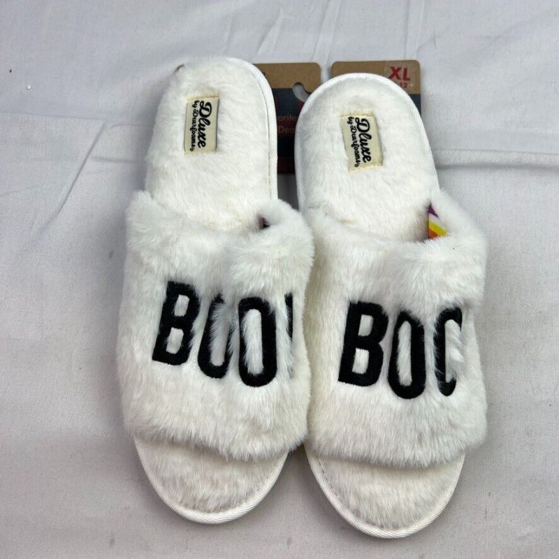 Photo 1 of Dluxe by Dearfoams Women's Size XL 11-12 BOO Halloween Furry Slippers White
