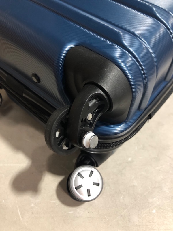 Photo 6 of **SEE NOTES/DAMAGED**
Samsonite Omni 2 Hardside Expandable Luggage with Spinner Wheels, Carry-On 18-Inch, Lagoon Blue