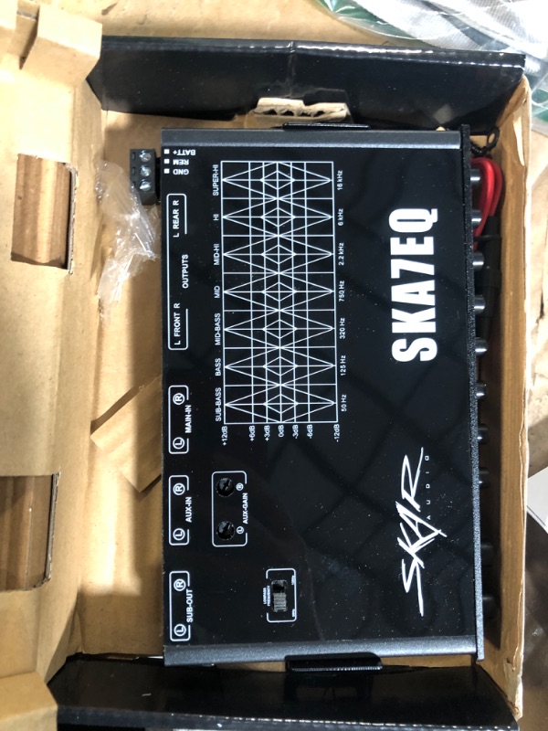 Photo 1 of Skar Audio SKA7EQ 7 Band 1/2 DIN Pre-Amp Car Audio Graphic Equalizer with Aux Input and High Voltage RCA Outputs