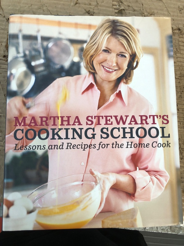 Photo 2 of Martha Stewart's Cooking School: Lessons and Recipes for the Home - by Martha Stewart