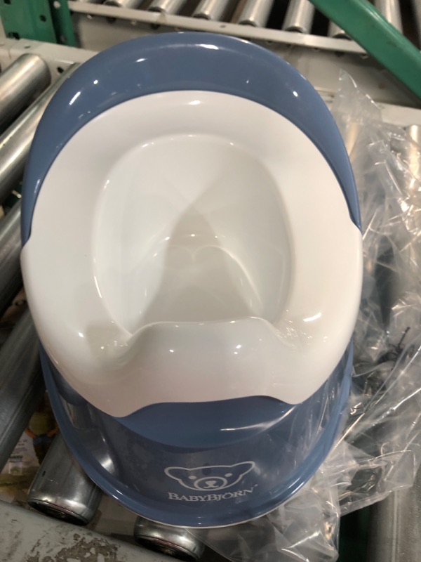 Photo 3 of BabyBjörn Smart Potty, Deep Blue/White