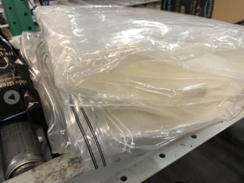 Photo 2 of (Queen/Full/Full-XL) Foam Mattress Vacuum Bag 