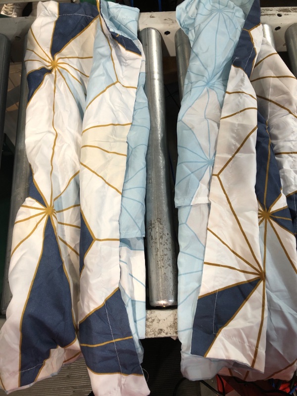 Photo 1 of (USED/See Notes) FlySheep 3 Piece, Comforter + 2 Pillow Shams, Queen (Blue&Navy)   