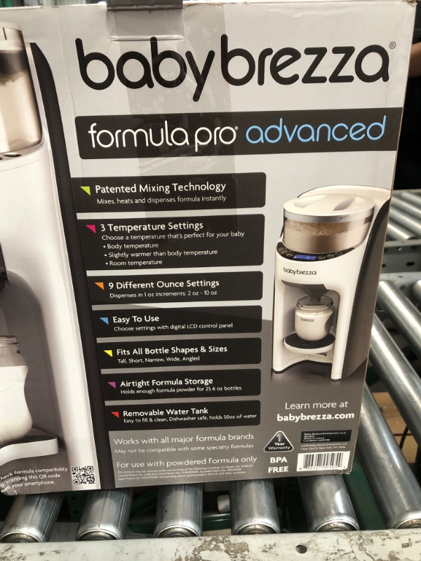 Photo 1 of Baby Brezza Formula Pro, Advanced Formula Dispenser Machine, White