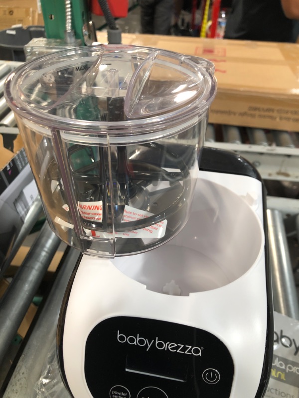 Photo 1 of Baby Brezza Formula Pro Mini Baby Formula Maker 