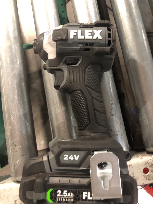 Photo 2 of **SEE NOTES**
FLEX 24-volt 1/4-in Variable Speed Brushless Cordless Impact Driver with battery 