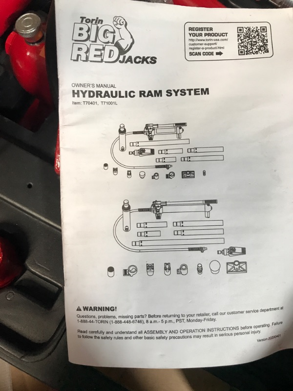 Photo 3 of BIG RED T70401S Torin Portable Hydraulic Ram: Auto Body Frame Repair Kit with Blow Mold Carrying Storage Case, 4 Ton (8,000 lb) Capacity, Red