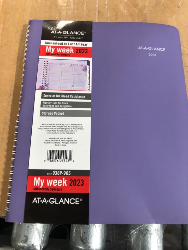 Photo 2 of AT-A-GLANCE 2023 Weekly & Monthly Planner,