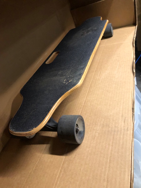 Photo 3 of ***NONFUNCTIONAL - HEAVILY USED - SEE NOTES***
Aceshin 35.4'' 350W Electric Skateboard 8 Layers Maple Motorized Longboard Skateboard 12MPH Black