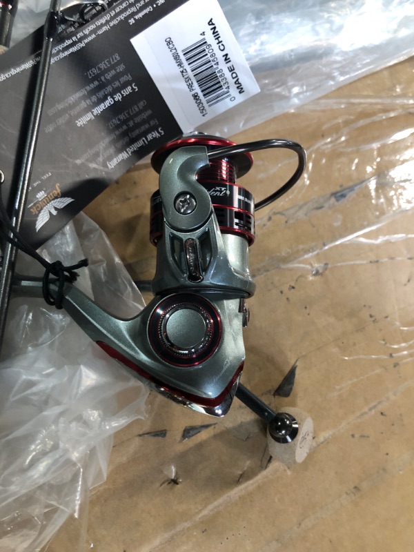 Photo 4 of Pflueger President XT Spinning Reel and Fishing Rod Combo 6' - Light - 2pc