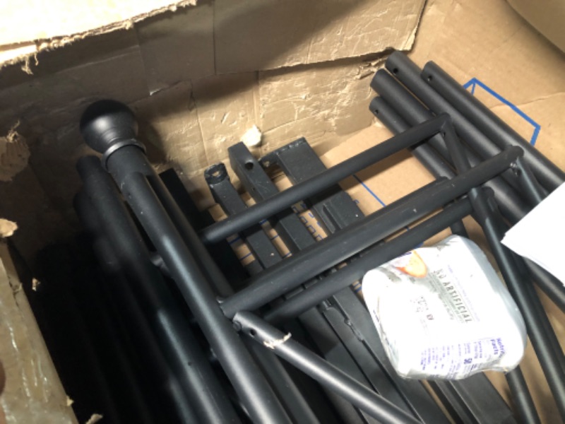 Photo 1 of [READ NOTES]
VECELO Classic Metal Daybed Frame