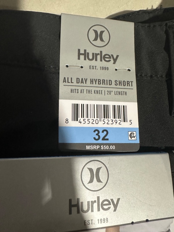 Photo 5 of Hurley men's all day hybrid short sz 32