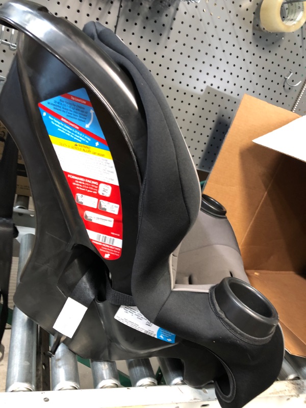 Photo 1 of Cosco Onlook 2-in-1 Convertible Car Seat, Rear-Facing 5-40 pounds and Forward-Facing 22-40 pounds and up to 43 inches, Black Arrows