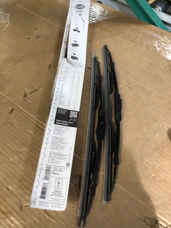 Photo 2 of HELLA 9XW398114018 Standard Wiper Blade - 18", (Pack of 2)