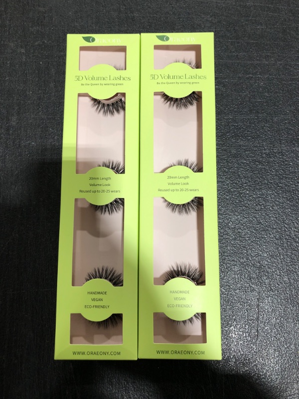 Photo 1 of 6 PAIR OF FALSE EYELASHES 