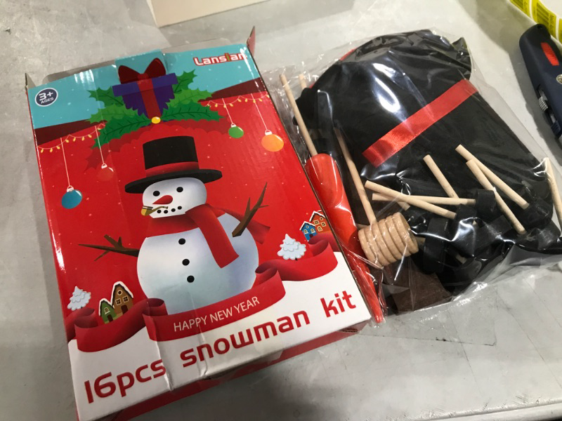 Photo 1 of 16 pcs snowman kit