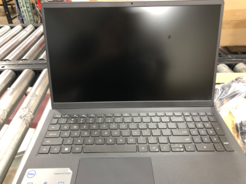 Photo 3 of Dell - Inspiron 3511 15.6' Touch Laptop - Intel Core I5 - 8GB Memory - 256GB Solid State Drive - Black Notebook I3511-5174BLK-PUS
