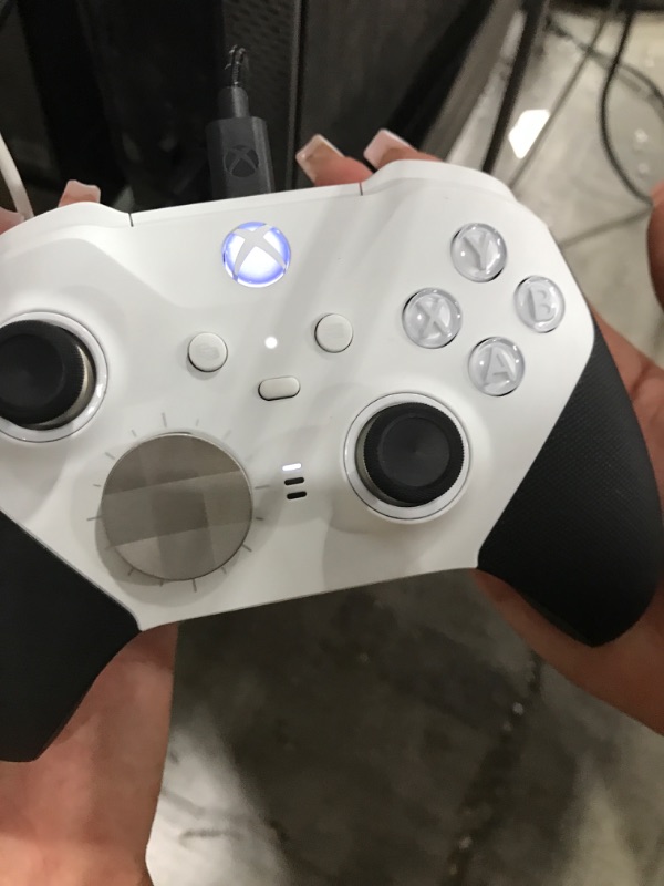 Photo 2 of Xbox Elite Wireless Controller Series 2 Core – White